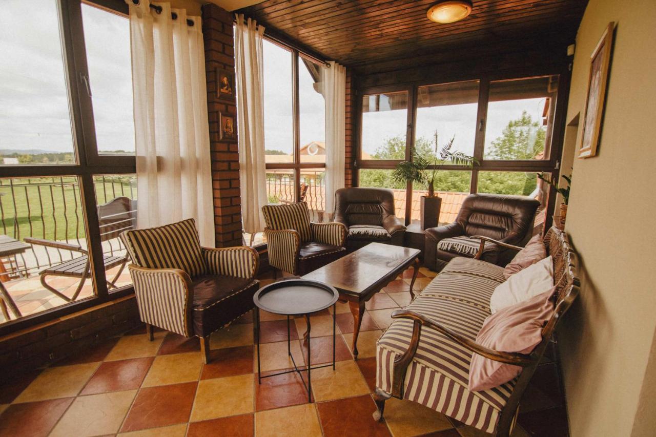 Villa Podkowa Modliszów Exterior foto
